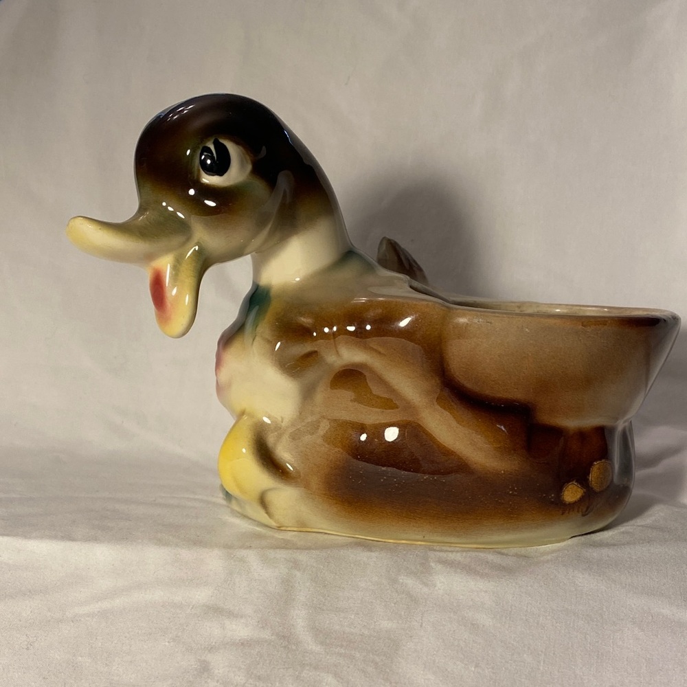 Vintage Shawnee Pottery - Happy Mallard Ceramic Planter 720